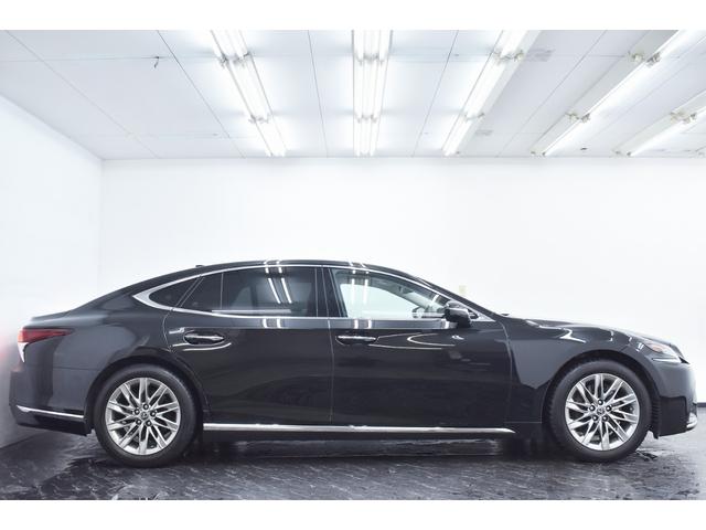 LS LS500 本革・LEXUSセーフティシステム・特別1年保証・走行無制限・レーダークルーズ・クリアランスソナー・360°カメラ・パワートランク・パドルシフト・地デジ・Bluetooth接続・記録簿・ワンオーナー(19枚目)