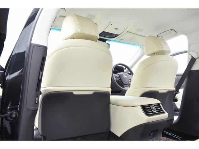 LS LS500 本革・LEXUSセーフティシステム・特別1年保証・走行無制限・レーダークルーズ・クリアランスソナー・360°カメラ・パワートランク・パドルシフト・地デジ・Bluetooth接続・記録簿・ワンオーナー(35枚目)