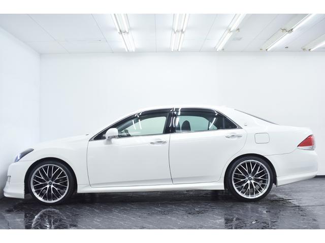 クラウン アスリート　スペシャルナビパッケージ　後期・新品エアロ・新品アルミホイール・新品タイヤ・イカリングＢＬＡＣＫカスタムライト・特別１年保証・走行無制限・クルーズコントロール・音楽録音・ＤＶＤ再生・地デジ・Ｂｌｕｅｔｏｏｔｈ・ビルトインＥＴＣ（17枚目）