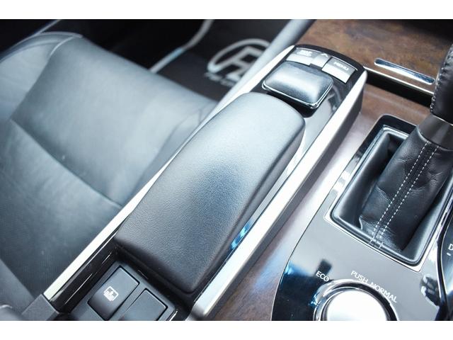 ＧＳ ＧＳ２５０　Ｉパッケージ　黒革・新品Ｆスポーツ仕様スピンドルフェイス・新品アルミホイール・新品タイヤ・特別１年保証・走行無制限・クルーズコントロール・パドルシフト・音楽録音・ＤＶＤ再生・地デジ・Ｂｌｕｅｔｏｏｔｈ接続・ドラレコ（49枚目）