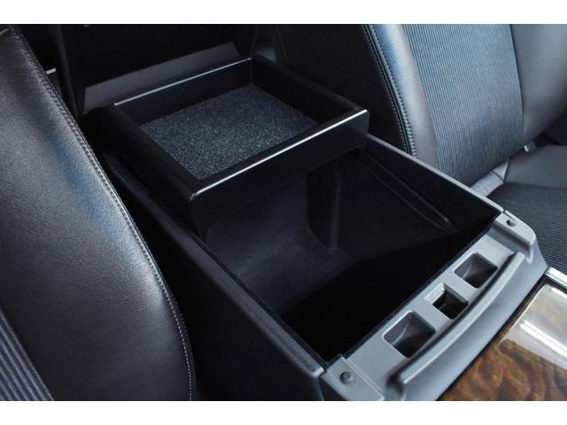 フーガ ２５０ＧＴ　Ａパッケージ　黒ハーフレザー・新品インパル仕様フルエアロ・新品アルミホイール＆タイヤ・ＩＮＦＩＮＩＴＩ・イカリングＢＬＡＣＫカスタムライト・特別１年保証・走行無制限・クルーズコントロール・地デジ・Ｂｌｕｅｔｏｏｔｈ（55枚目）