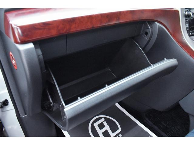 ヴェルファイア ２．４Ｚ　新品３０系後期モデリスタ仕様フェイス・ＷＯＲＫ２０ｉｎアルミホイール・車高調・両側パワースライド・ツインファイバーカスタムライト・ルーフＢＬＡＣＫカスタム・１年保証付・走行無制限・後席モニター・記録簿（56枚目）