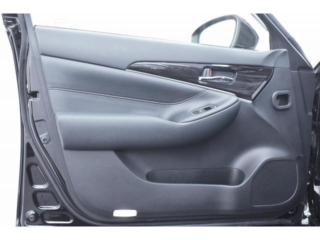 クラウンハイブリッド アスリートＳ　後期・新品ＴＲＤ仕様エアロ・新品アルミホイール・新品タイヤ・ＢＬＡＣＫカスタムライト・ＢＬＡＣＫカスタムテール・特別１年保証・走行無制限・レーダークルーズ・３６０°カメラ・Ｂｌｕｅｔｏｏｔｈ・ドラレコ（39枚目）