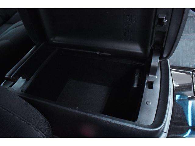 クラウンハイブリッド アスリートＳ　後期・新品ＴＲＤ仕様エアロ・新品アルミホイール・新品タイヤ・ＢＬＡＣＫカスタムライト・ＢＬＡＣＫカスタムテール・特別１年保証・走行無制限・レーダークルーズ・３６０°カメラ・Ｂｌｕｅｔｏｏｔｈ・ドラレコ（53枚目）