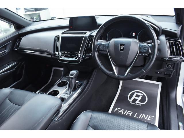 クラウンハイブリッド ＲＳアドバンス　黒革・専用１８ｉｎメッキアルミホイール・ＴＯＹＯＴＡセーフティセンス・特別１年保証・走行無制限・レーダークルーズ・３６０°カメラ・音楽録音・ＤＶＤ再生・地デジ・Ｂｌｕｅｔｏｏｔｈ接続・ドラレコ（19枚目）