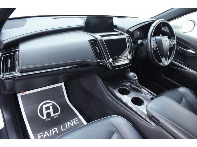 クラウンハイブリッド ＲＳアドバンス　黒革・専用１８ｉｎメッキアルミホイール・ＴＯＹＯＴＡセーフティセンス・特別１年保証・走行無制限・レーダークルーズ・３６０°カメラ・音楽録音・ＤＶＤ再生・地デジ・Ｂｌｕｅｔｏｏｔｈ接続・ドラレコ（20枚目）