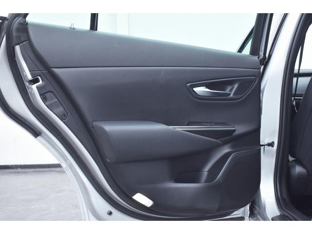 クラウンハイブリッド ＲＳアドバンス　黒革・専用１８ｉｎメッキアルミホイール・ＴＯＹＯＴＡセーフティセンス・特別１年保証・走行無制限・レーダークルーズ・３６０°カメラ・音楽録音・ＤＶＤ再生・地デジ・Ｂｌｕｅｔｏｏｔｈ接続・ドラレコ（29枚目）