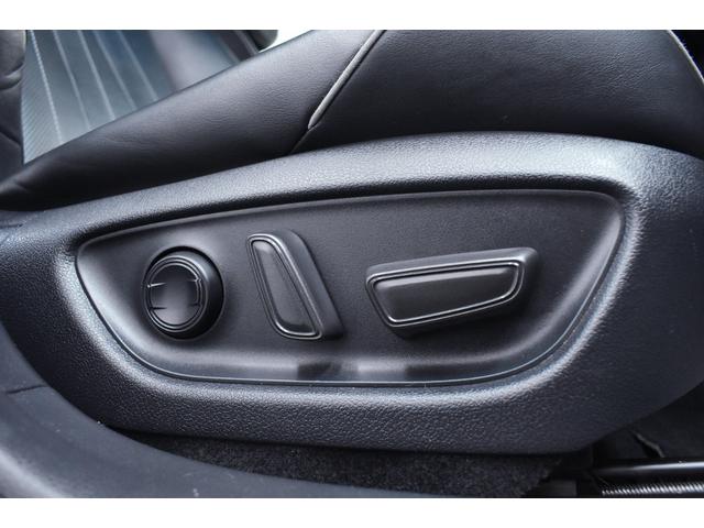 クラウンハイブリッド ＲＳアドバンス　黒革・専用１８ｉｎメッキアルミホイール・ＴＯＹＯＴＡセーフティセンス・特別１年保証・走行無制限・レーダークルーズ・３６０°カメラ・音楽録音・ＤＶＤ再生・地デジ・Ｂｌｕｅｔｏｏｔｈ接続・ドラレコ（54枚目）