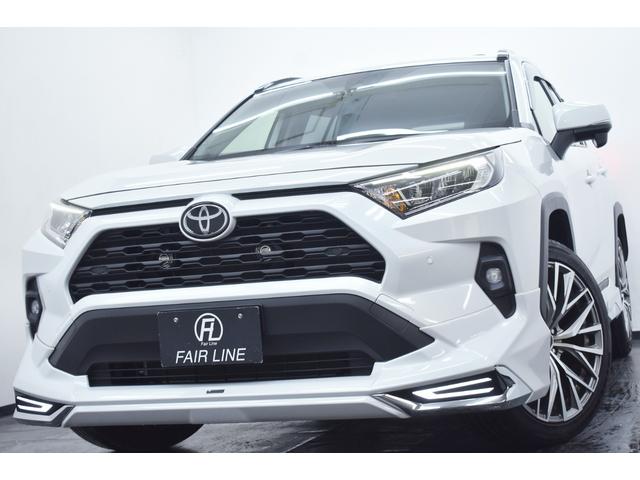 RAV4 X 後期・サンルーフ・モデリスタフルエアロ・社外アルミホイール・TOYOTAセーフティセンス・特別1年保証・走行無制限・レーダークルーズ・クリアランスソナー・Bluetooth接続・記録簿・ワンオーナー(4枚目)