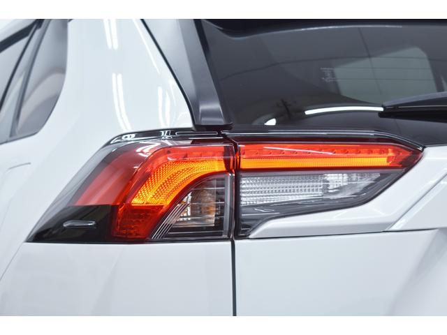 RAV4 X 後期・サンルーフ・モデリスタフルエアロ・社外アルミホイール・TOYOTAセーフティセンス・特別1年保証・走行無制限・レーダークルーズ・クリアランスソナー・Bluetooth接続・記録簿・ワンオーナー(31枚目)