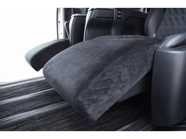 アルファード 2.5S Cパッケージ 黒ハーフレザー・サンルーフ・新品後期モデリスタ仕様フェイス・両側パワースライド・新品アルミホイール・新品タイヤ・特別1年保証・走行無制限・純正大型ナビ&後席モニター・地デジ・Bluetooth接続(33枚目)