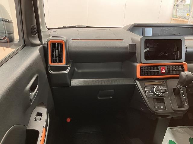 タント ファンクロスターボ　サポカーＳワイド適合　ミラクルオープンドア　両側オートスライドドア　電動パーキングブレーキ　ステアリングスイッチ　シートヒーター　コーナーセンサー　Ｐスタート　キーフリー（12枚目）