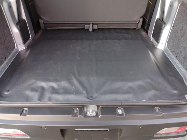 ハイゼットカーゴ DX サポカーSワイド適合 ラジオ エアコン アクセサリーソケット コーナーセンサー アイドリングストップ 光軸調整ダイヤル 横滑り防止機能 誤発進抑制機能 パワーウインドウ キーレス(11枚目)