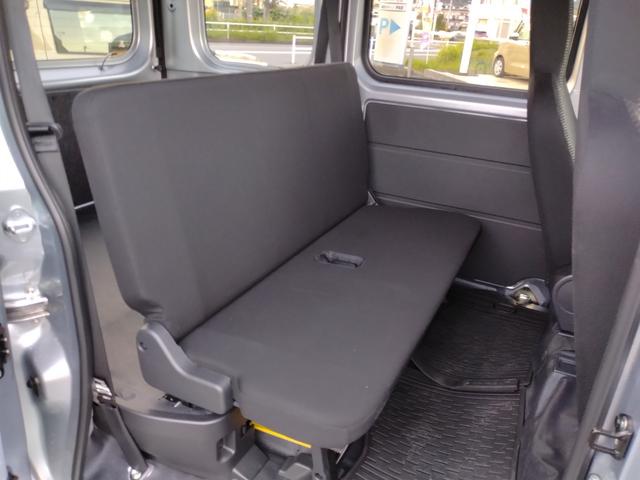 ハイゼットカーゴ DX サポカーSワイド適合 ラジオ エアコン アクセサリーソケット コーナーセンサー アイドリングストップ 光軸調整ダイヤル 横滑り防止機能 誤発進抑制機能 パワーウインドウ キーレス(20枚目)