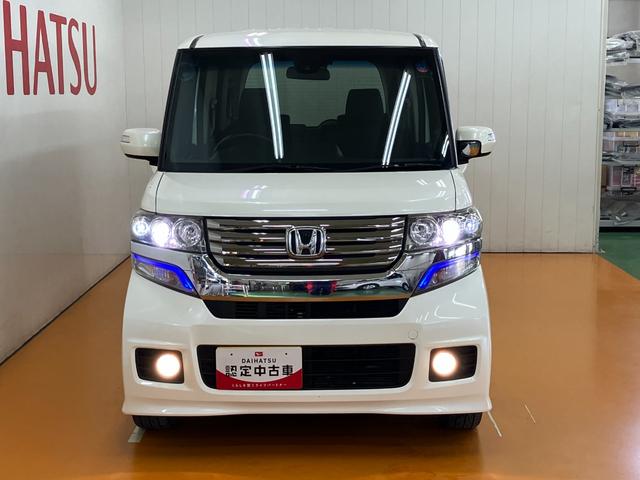 N-BOXカスタム G・ターボAパッケージ 衝突被害軽減ブレーキシステム デイライト 両側オートスライドドア Bカメラ クルーズコントロール ステアリングスイッチ パドルシフト Pスタート ETC 電動格納ミラー キーフリー(4枚目)