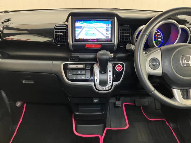 N-BOXカスタム G・ターボAパッケージ 衝突被害軽減ブレーキシステム デイライト 両側オートスライドドア Bカメラ クルーズコントロール ステアリングスイッチ パドルシフト Pスタート ETC 電動格納ミラー キーフリー(13枚目)