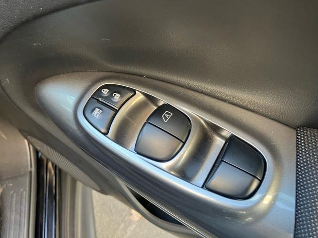 ジューク 16GT バックカメラ ドライブレコーダー ETC 17インチアルミホイール オートライト オートマチックハイビーム 頸部衝撃緩和ヘッドレスト 衝突被害軽減システム 衝突安全ボディ 盗難防止システム(23枚目)