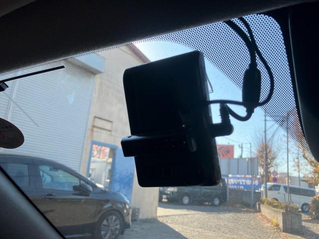 ジューク 16GT バックカメラ ドライブレコーダー ETC 17インチアルミホイール オートライト オートマチックハイビーム 頸部衝撃緩和ヘッドレスト 衝突被害軽減システム 衝突安全ボディ 盗難防止システム(29枚目)