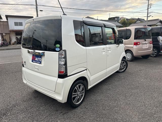 Ｎ－ＢＯＸ Ｇ・Ｌパッケージ　エアコン　パワーステアリング　パワーウインドウ　運転席　助手席エアバック　ナビ　バックカメラ　両側電動スライドドア　アイドリングストップ　車検２年付き（5枚目）