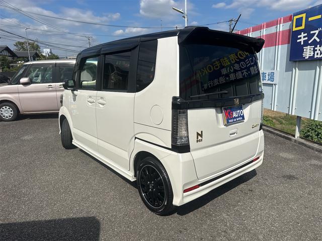 Ｎ－ＢＯＸカスタム ２トーンカラースタイル　Ｇ・ターボＬパッケージ　エアコン　パワーウインドウ　パワーステアリング　運転席　助手席エアバック　ナビ　ＥＴＣ　バックカメラ　両側電動スライドドア　ＨＩＤ　ターボ車　車検２年付き（7枚目）