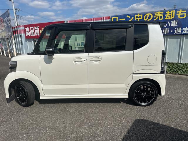 Ｎ－ＢＯＸカスタム ２トーンカラースタイル　Ｇ・ターボＬパッケージ　エアコン　パワーウインドウ　パワーステアリング　運転席　助手席エアバック　ナビ　ＥＴＣ　バックカメラ　両側電動スライドドア　ＨＩＤ　ターボ車　車検２年付き（8枚目）