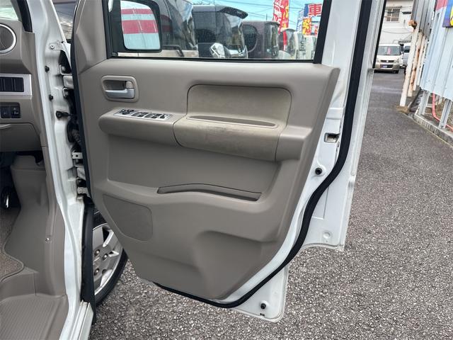 エブリイワゴン ＰＺターボ　エアコン　パワーステアリング　パワーウインドウ　運転席　助手席エアバック　オーディオ　ワンオーナー車　左リヤ電動スライドドア　走行距離２２０００キロ　車検２年付き（11枚目）