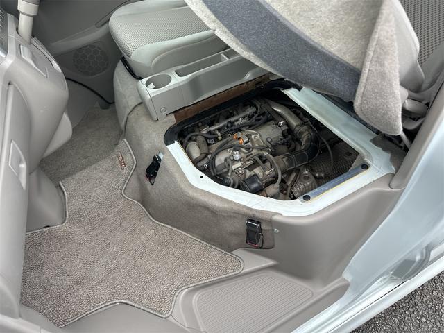 エブリイワゴン ＰＺターボ　エアコン　パワーステアリング　パワーウインドウ　運転席　助手席エアバック　オーディオ　ワンオーナー車　左リヤ電動スライドドア　走行距離２２０００キロ　車検２年付き（33枚目）