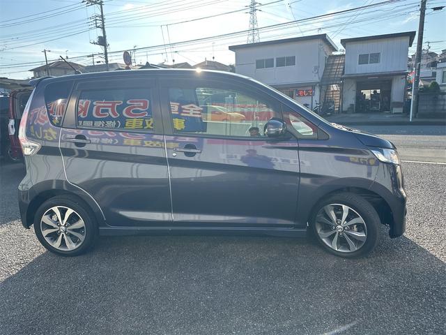 デイズ エアコン パワーステアリング パワーウインドウ 運転席 助手席エアバック ナビ バックカメラ スマートキー HID 走行距離6千キロ(4枚目)