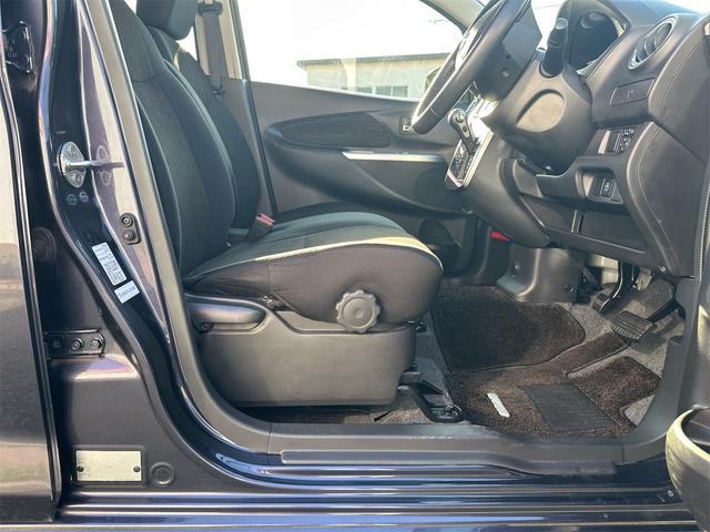 デイズ エアコン パワーステアリング パワーウインドウ 運転席 助手席エアバック ナビ バックカメラ スマートキー HID 走行距離6千キロ(12枚目)