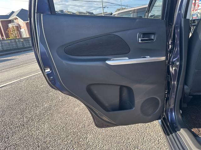 デイズ エアコン パワーステアリング パワーウインドウ 運転席 助手席エアバック ナビ バックカメラ スマートキー HID 走行距離6千キロ(24枚目)