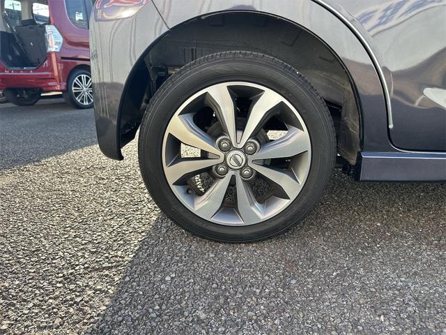 デイズ エアコン パワーステアリング パワーウインドウ 運転席 助手席エアバック ナビ バックカメラ スマートキー HID 走行距離6千キロ(32枚目)