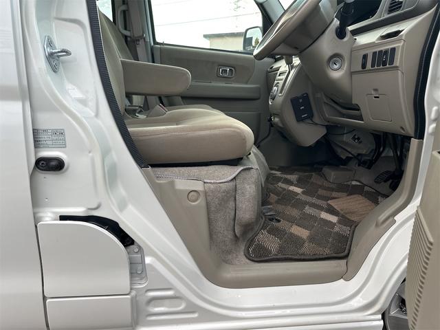 アトレーワゴン カスタムターボＲＳリミテッド　エアコン　パワーステアリング　パワーウインドウ　運転席　助手席エアバック　ナビ　電動スライドドア　ＥＴＣ　ＨＩＤ　ＡＢＳ　ターボ車　走行距離３９０００キロ台　車検２年付き（12枚目）