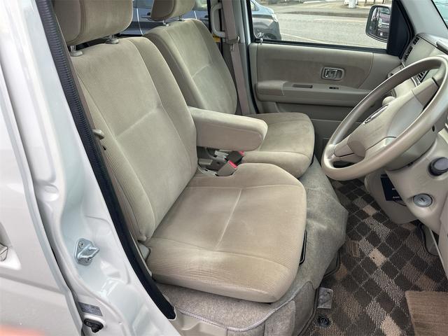 アトレーワゴン カスタムターボＲＳリミテッド　エアコン　パワーステアリング　パワーウインドウ　運転席　助手席エアバック　ナビ　電動スライドドア　ＥＴＣ　ＨＩＤ　ＡＢＳ　ターボ車　走行距離３９０００キロ台　車検２年付き（13枚目）