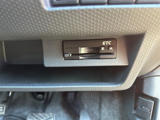 ハスラー Ｘ　エアコン　パワーウインドウ　パワーステアリング　運転席　助手席エアバック　ナビ　ＥＴＣ　衝突被害軽減ブレーキ　運転席シートヒーター　車検２年付き　ホワイト２トーンルーフ（16枚目）