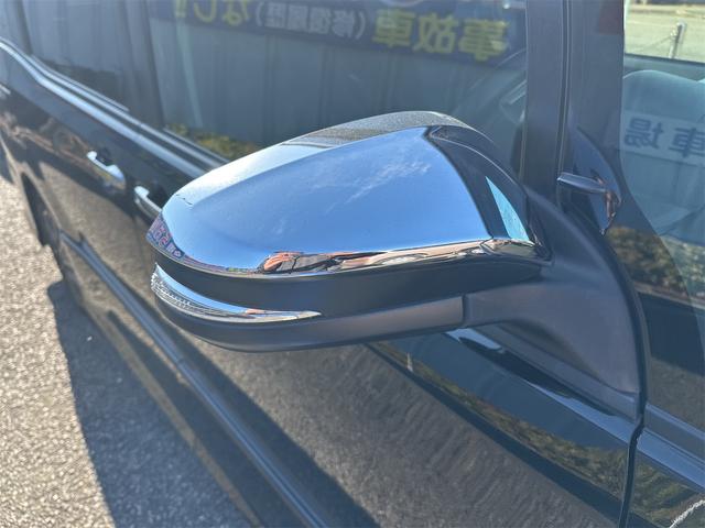 ヴォクシー ZS 煌II エアコン パワーステアリング パワーウインドウ 運転席 助手席エアバック ナビ ETC バックカメラ LEDヘッドライト 衝突被害軽減ブレーキ 7人乗り 両側電動スライドドア 車検令和9年8月(10枚目)