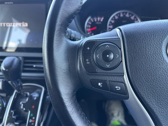 ヴォクシー ZS 煌II エアコン パワーステアリング パワーウインドウ 運転席 助手席エアバック ナビ ETC バックカメラ LEDヘッドライト 衝突被害軽減ブレーキ 7人乗り 両側電動スライドドア 車検令和9年8月(17枚目)