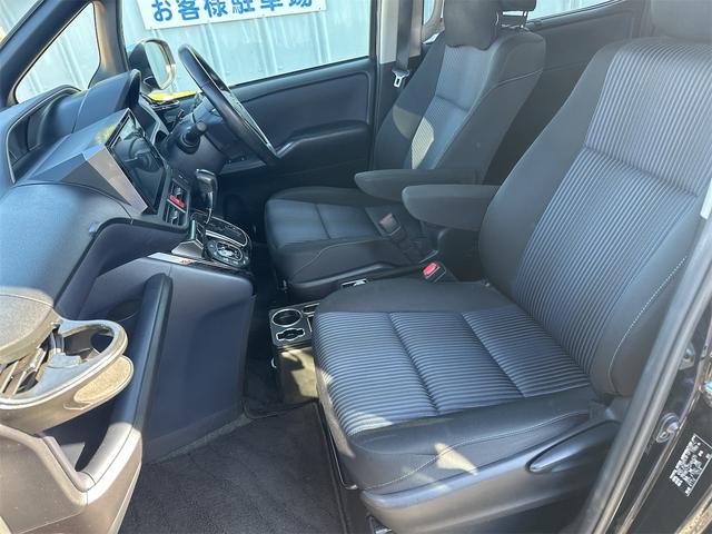 ヴォクシー ZS 煌II エアコン パワーステアリング パワーウインドウ 運転席 助手席エアバック ナビ ETC バックカメラ LEDヘッドライト 衝突被害軽減ブレーキ 7人乗り 両側電動スライドドア 車検令和9年8月(34枚目)