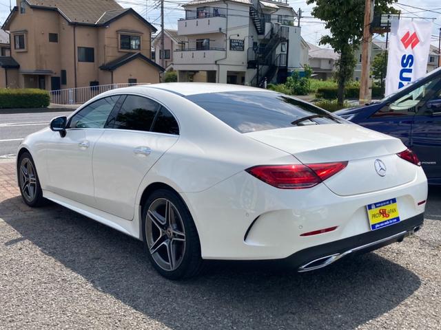 ＣＬＳ２２０ｄ　スポーツ　エクスクルーシブパッケージ　／純正ナビ／フルセグＴＶ／３６０°カメラシステム／ＤＳＲＣＥＴＣ／スライディングルーフ／ブラックレザーシート／シートヒーター／シートベンチレーター／Ｂｕｒｍｅｓｔｅｒサウンド／キーレスゴー／(7枚目)