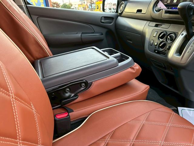 ＮＶ３５０キャラバンバン ロングＤＸターボ　ベット加工仕様　　アルパイン１１インチディスプレイオーディオ　ＨＤＭＩ　Ｂｌｕｅｔｏｏｔｈ　Ａｐｐｌｅ　ＣａｒＰｌａｙ　バックカメラ　シートカバー　ヒッチメンバー　　ディーゼルターボ（24枚目）
