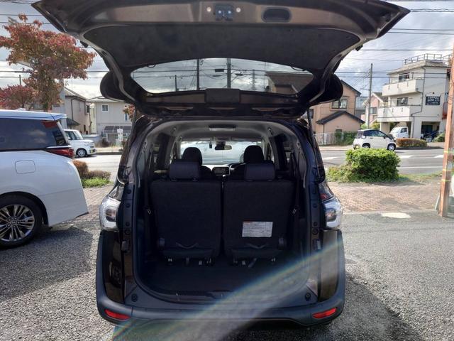 シエンタ Ｇ　後席モニター　純正ナビ　ＴＶ　バックカメラ　ＥＴＣ　ドラレコ　両側電動スライドドア　オートリトラミラー　スマートキー（27枚目）