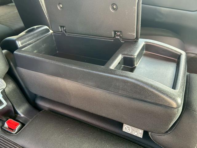 セレナ ハイウェイスター 純正9インチナビ 全方位カメラ 後席モニター ドラレコ ETC 両側電動スライドドア ハンズフリーオートスライド クルーズコントロール ハーフバックドア オートライト スマートキー2個(30枚目)