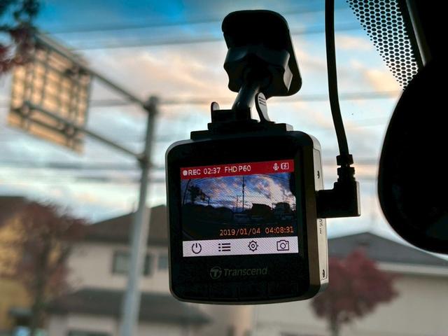 フリード Ｇ・ホンダセンシング　純正ナビ／ＴＶ／バックカメラ／ドラレコ／ＥＴＣ／両側電動スライド／ＬＥＤヘッドライト／ＤＶＤ・ＣＤ／Ｂｌｕｅｔｏｏｔｈ／オートリトラミラー／アクティブコーナーリングライト／スマートキー（17枚目）