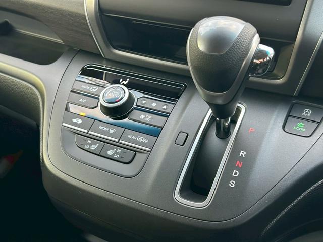 フリード Ｇ・ホンダセンシング　純正ナビ／ＴＶ／バックカメラ／ドラレコ／ＥＴＣ／両側電動スライド／ＬＥＤヘッドライト／ＤＶＤ・ＣＤ／Ｂｌｕｅｔｏｏｔｈ／オートリトラミラー／アクティブコーナーリングライト／スマートキー（20枚目）