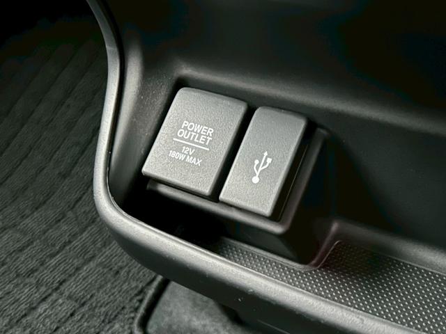 フリード Ｇ・ホンダセンシング　純正ナビ／ＴＶ／バックカメラ／ドラレコ／ＥＴＣ／両側電動スライド／ＬＥＤヘッドライト／ＤＶＤ・ＣＤ／Ｂｌｕｅｔｏｏｔｈ／オートリトラミラー／アクティブコーナーリングライト／スマートキー（21枚目）