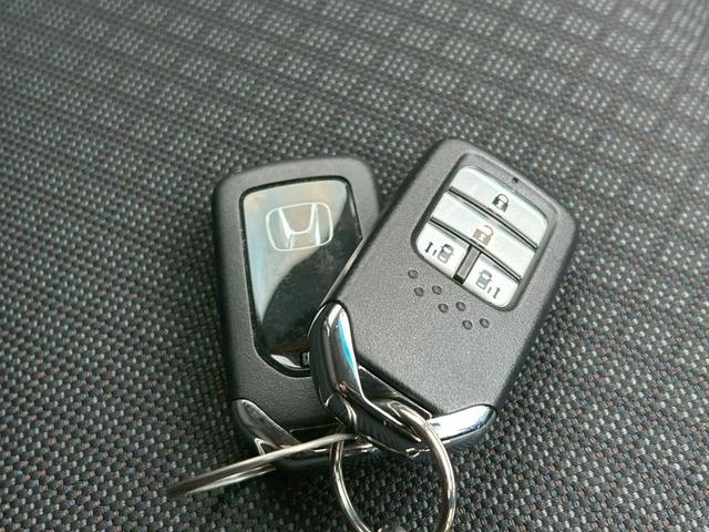 フリード Ｇ・ホンダセンシング　純正ナビ／ＴＶ／バックカメラ／ドラレコ／ＥＴＣ／両側電動スライド／ＬＥＤヘッドライト／ＤＶＤ・ＣＤ／Ｂｌｕｅｔｏｏｔｈ／オートリトラミラー／アクティブコーナーリングライト／スマートキー（46枚目）