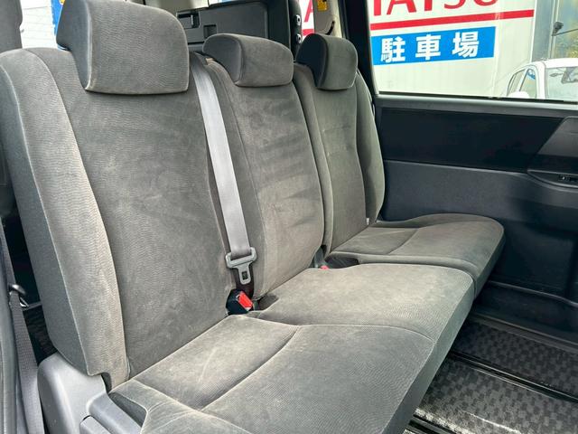 ヴォクシー Ｘ　Ｌエディション　純正ナビ／バックカメラ／ＴＶ／Ｂｌｕｅｔｏｏｔｈ／電動スライドドア／ＥＴＣ／フットライト／プッシュスタート／スマートキー／（23枚目）