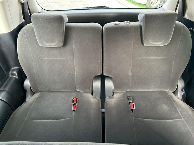 ヴォクシー Ｘ　Ｌエディション　純正ナビ／バックカメラ／ＴＶ／Ｂｌｕｅｔｏｏｔｈ／電動スライドドア／ＥＴＣ／フットライト／プッシュスタート／スマートキー／（24枚目）