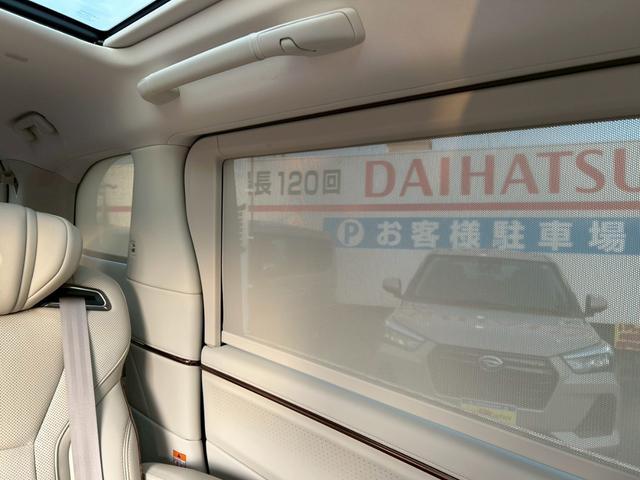 ＬＭ ＬＭ５００ｈ　バージョンＬ　１９インチ鍛造アルミホイール　左右独立ムーンルーフ　後席モニター　白革シート　後席タブレット　ユニバーサルステップ　３眼ヘッドライト　マークレビンソン　パワーバックドア　全方位カメラ　ＢＳＭ　ＨＵＤ（52枚目）