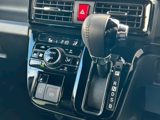 タント カスタムＲＳ　純正ワイドナビ　全方位カメラ　フルセグＴＶ　Ｂｌｕｅｔｏｏｔｈ　　両側電動スライドドア　ミラクルオープンドア　スマアシ　純正ホイール　ＵＳＢ充電ポート　シートヒーター　ハーフレザーシート　ＬＥＤヘッド（19枚目）