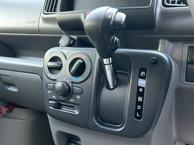 エブリイ ジョインターボ ドアバイザー ジュータンフロアマット 衝突被害軽減ブレーキ シートヒーター USB充電ポート リアパーキングセンサー セーフティサポート イージークローザー LEDヘッドライト スマートキー(11枚目)